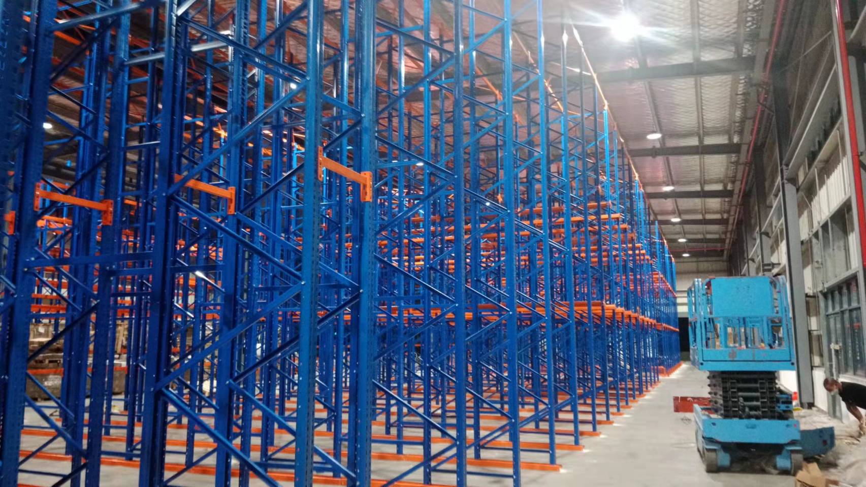 18 - https://herculesthailand.com | เฮอร์คิวลิส อินเทลลิเจนท์ สเปซ HERCULES INTELLIGENT SPACE - จำหน่ายและติดตั้งชั้นวางสินค้าคุณภาพสูง นำเข้าจากต่างประเทศ พร้อมบริการออกแบบและให้คำปรึกษาสำหรับธุรกิจทุกขนาด